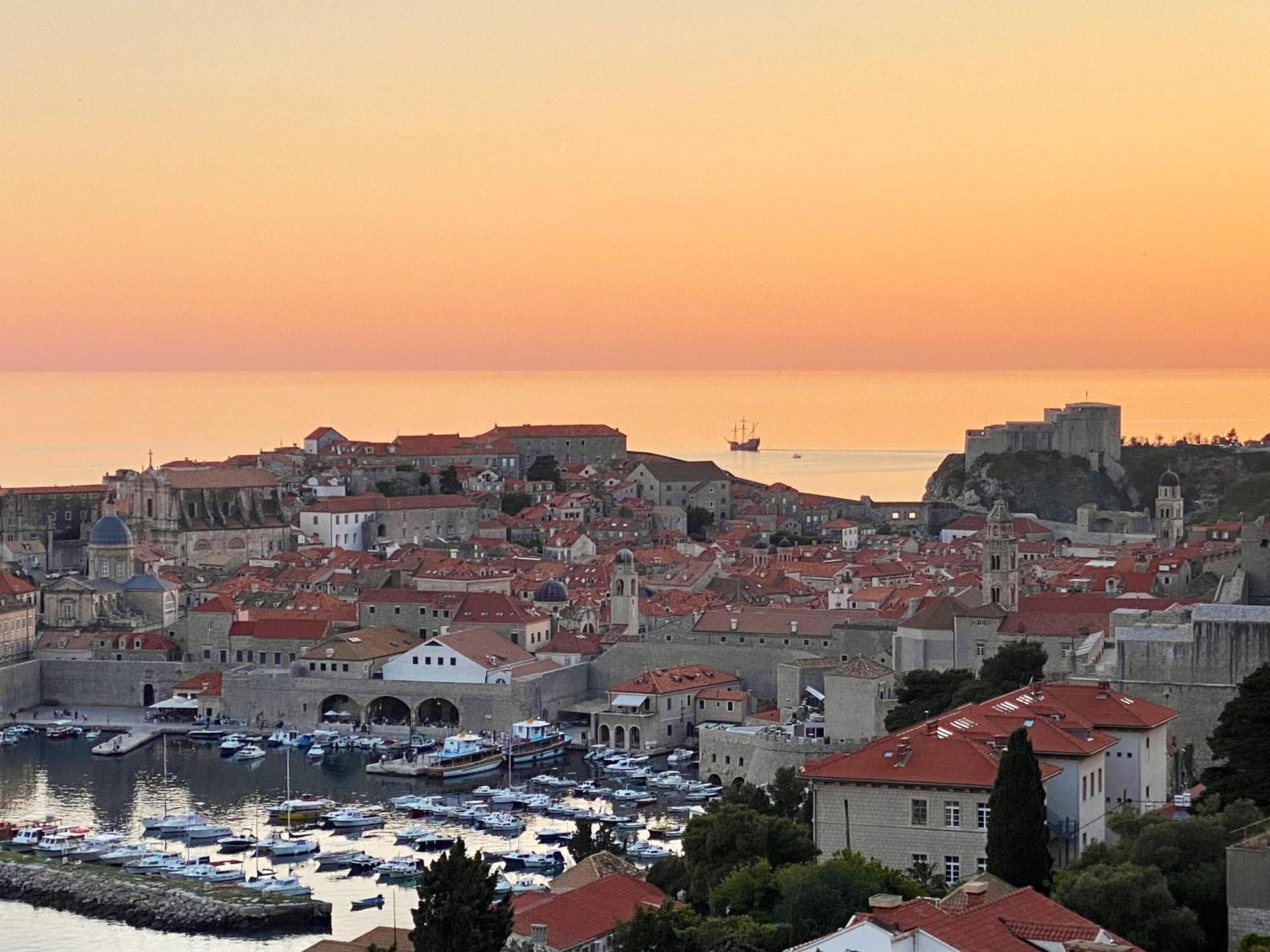 Two-Bedroom Apartment "Belvedere Dubrovnik" - Old Town And Sea Views المظهر الخارجي الصورة